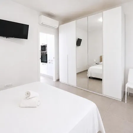 Apartmán Hostdomus - Fior Di Mare - Alloggi Con Parcheggio Privato